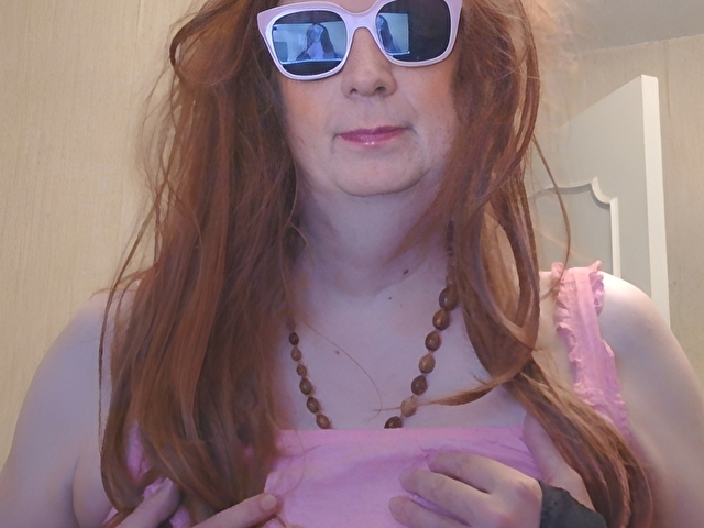 sissysarah
