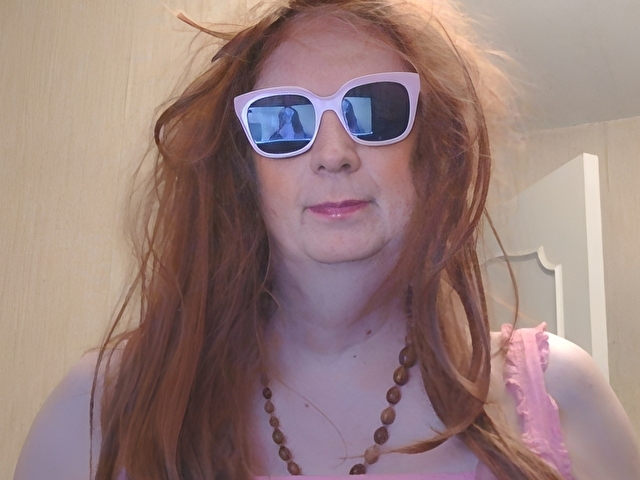 sissysarah