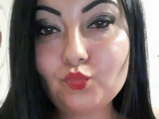 Emmawithlove - sexcam