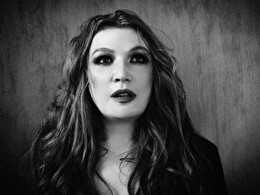 Mistressgina - sexcam