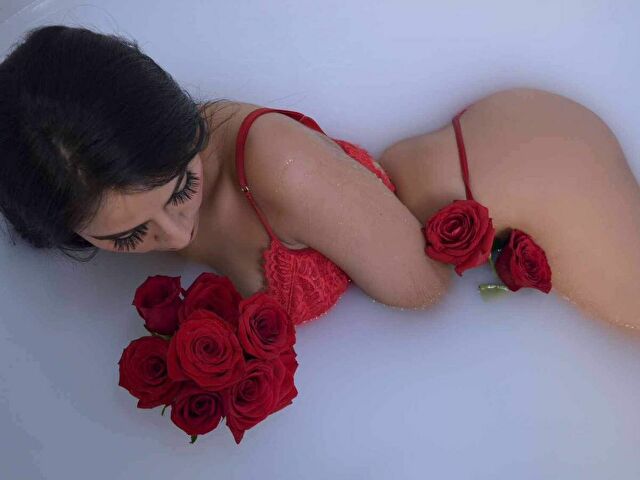 AbbyLynnes