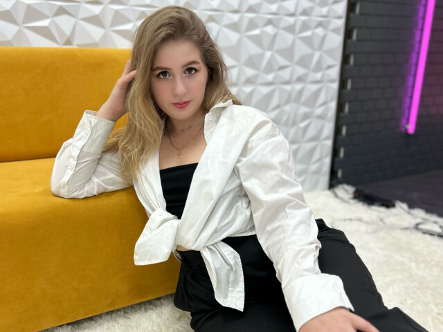 KimmyPelly