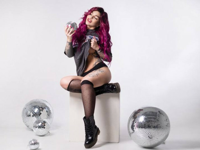 Sexy webcam show met Annaxmeow