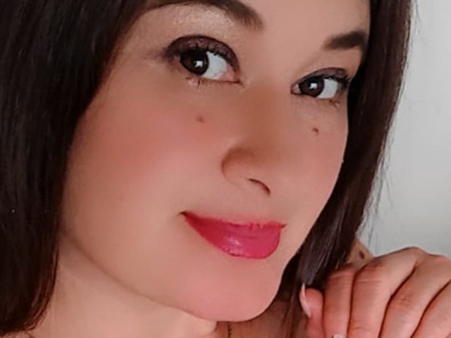 AnaBigTits