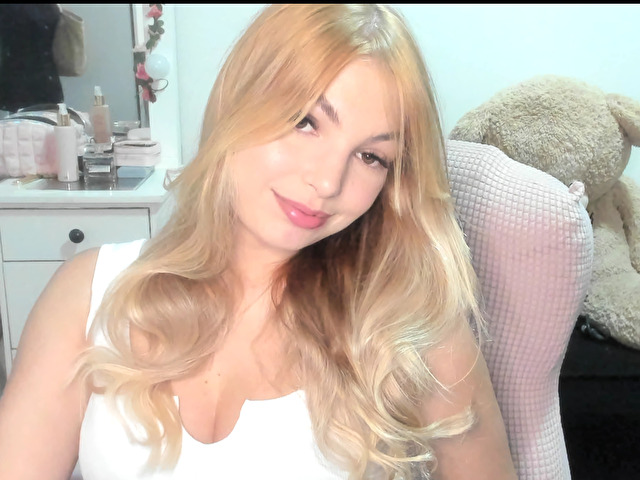 Carolieen99 - Sexcam
