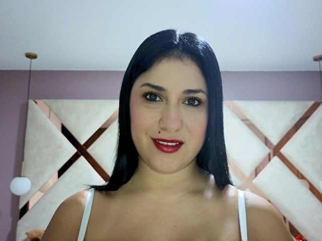DamaraFox