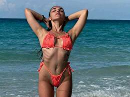 Sexy webcam show met youralisa