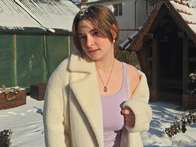 Emilia09