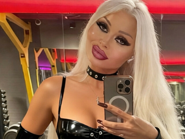 Roxxxy