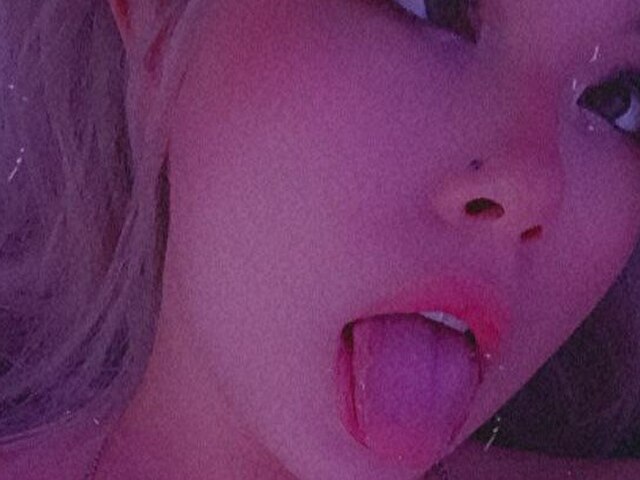 Sexcam avec Sparklymona