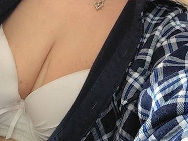 GoldenMilf