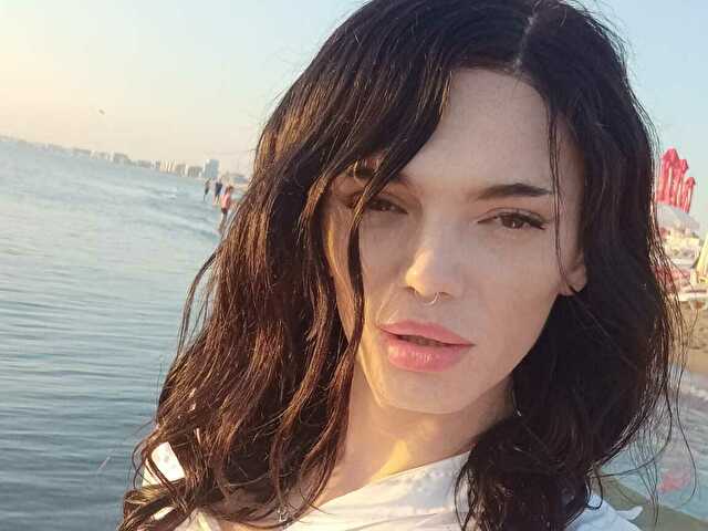 Vanessa4Dom