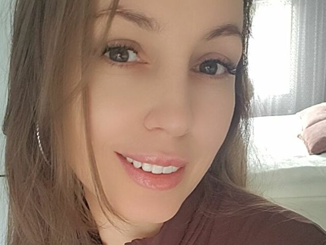 AnnieXKiss