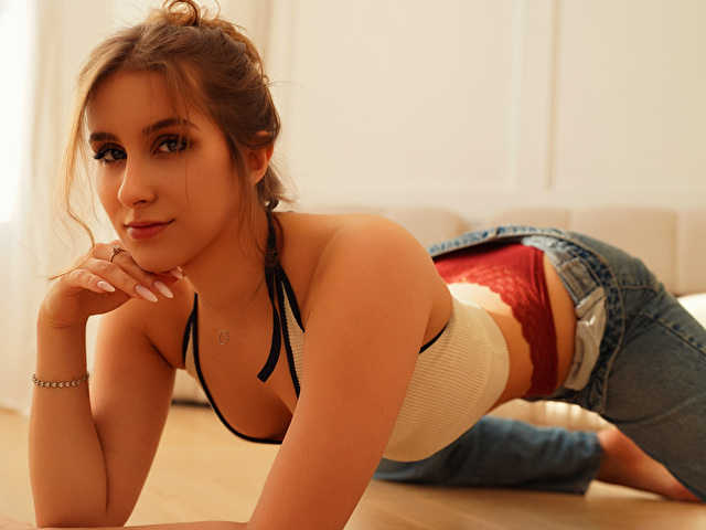 VanessaTop