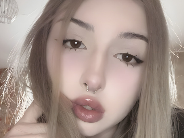 Alinablayne - Sexcam