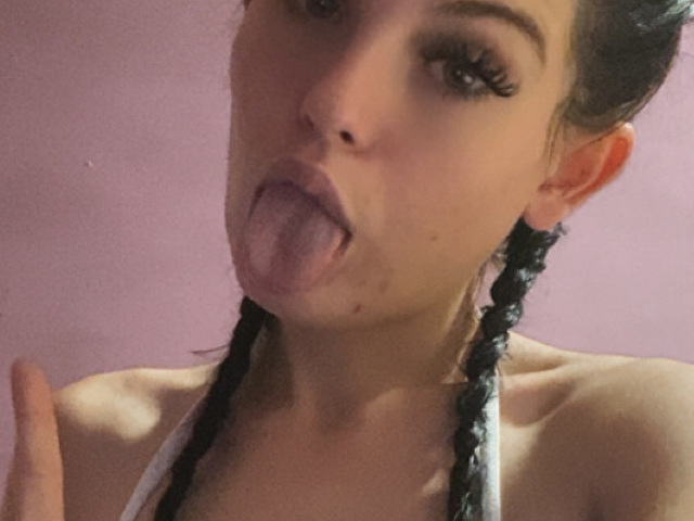 Chlo