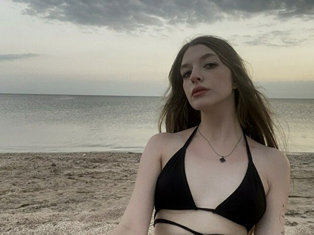 Alicecute3 - Sexcam