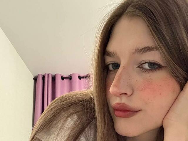 AliceCute3