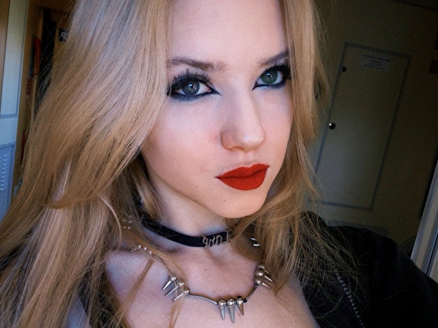 EvaFoxxxy