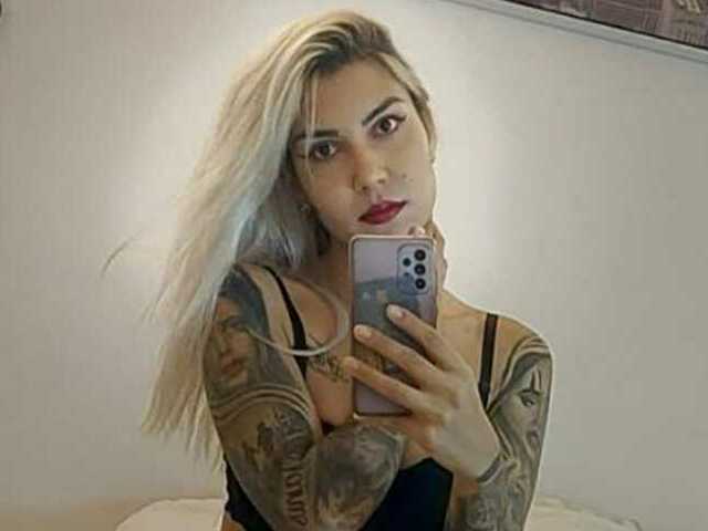 Lara29