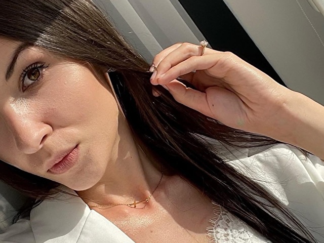 JuliaHotBody