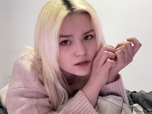 Sweetlilyxo - Sexcam