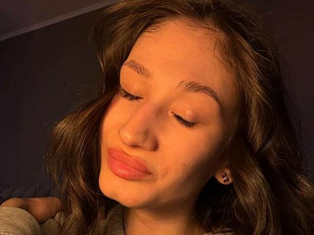 Sofilovee - Sexcam