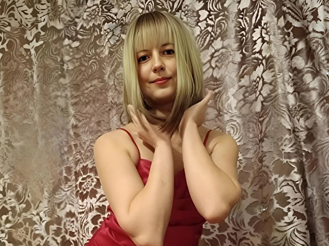 AngelaRoxyx