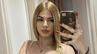Sexcam avec in0centangel