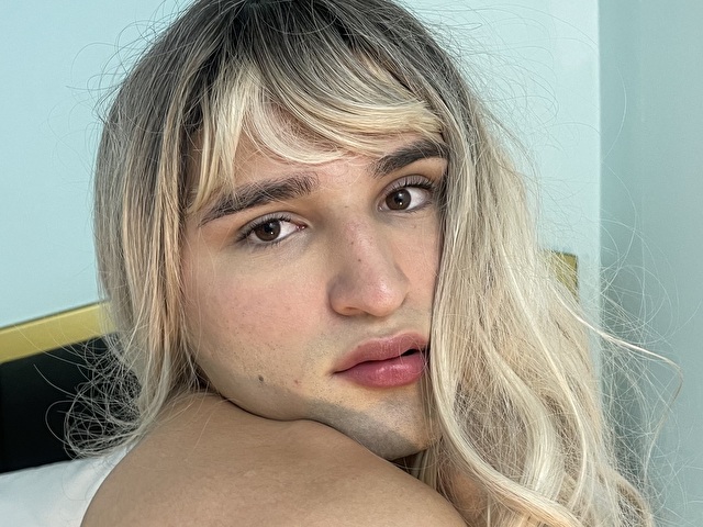 ZoeBanner