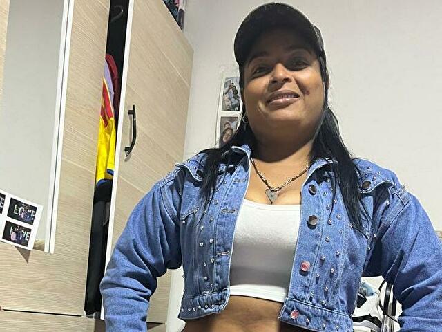 Sexcam com Yanelishott