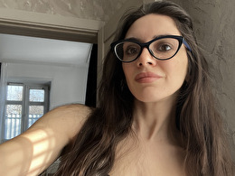 Flirtyroxi - sexcam
