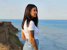 Crystaldomme - sexcam