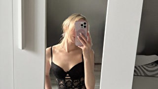 Hazysasha - sexcam