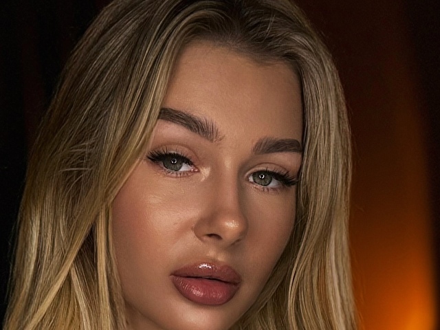 EvaEllis
