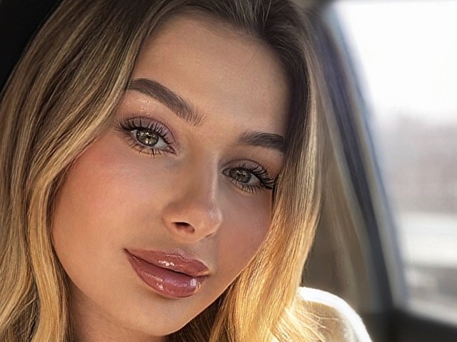 EvaEllis