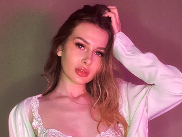 EvaEllis