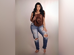 Miahannton - sexcam Miahannton - sexcam