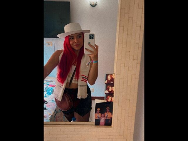 Naaomi