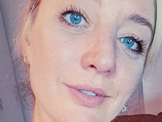 LizaLive