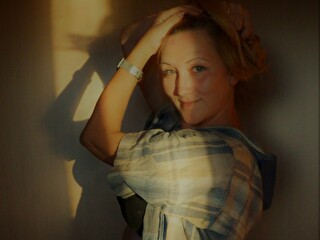 Ladylaperle - sexcam